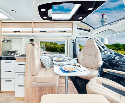Magellan 742 salon